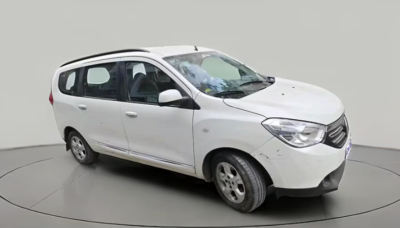 2015 Renault Lodgy 110 PS RXZ 7 STR, Diesel, Manual, 1,32,040 km, exterior