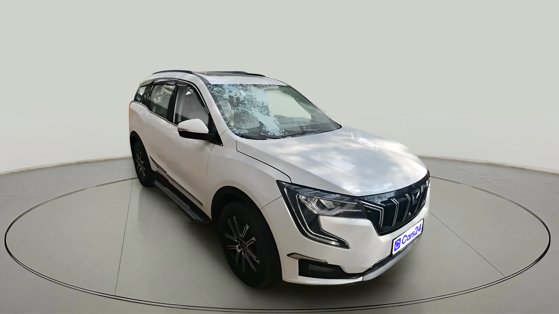 2022 Mahindra XUV700 AX 7 P MT 7 STR, Petrol, Manual, 51,540 km, exterior