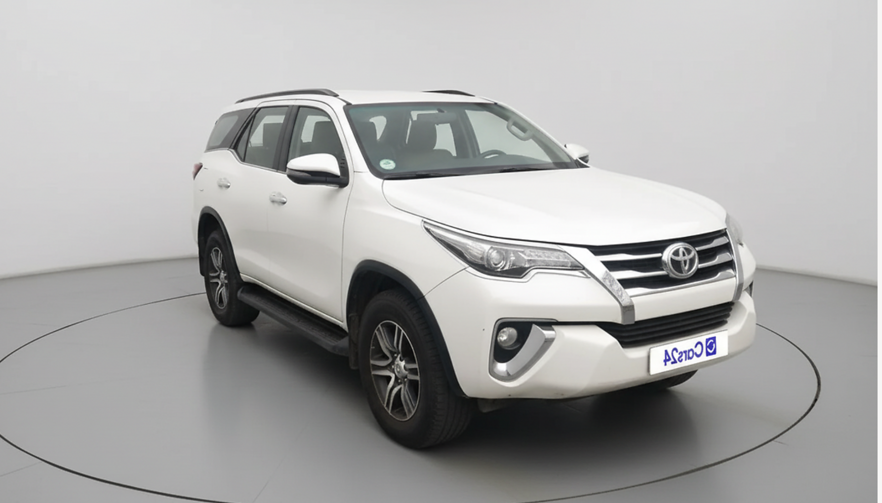 2017 Toyota Fortuner 2.8 4X2 MT, Diesel, Manual, 2,77,016 km, exterior