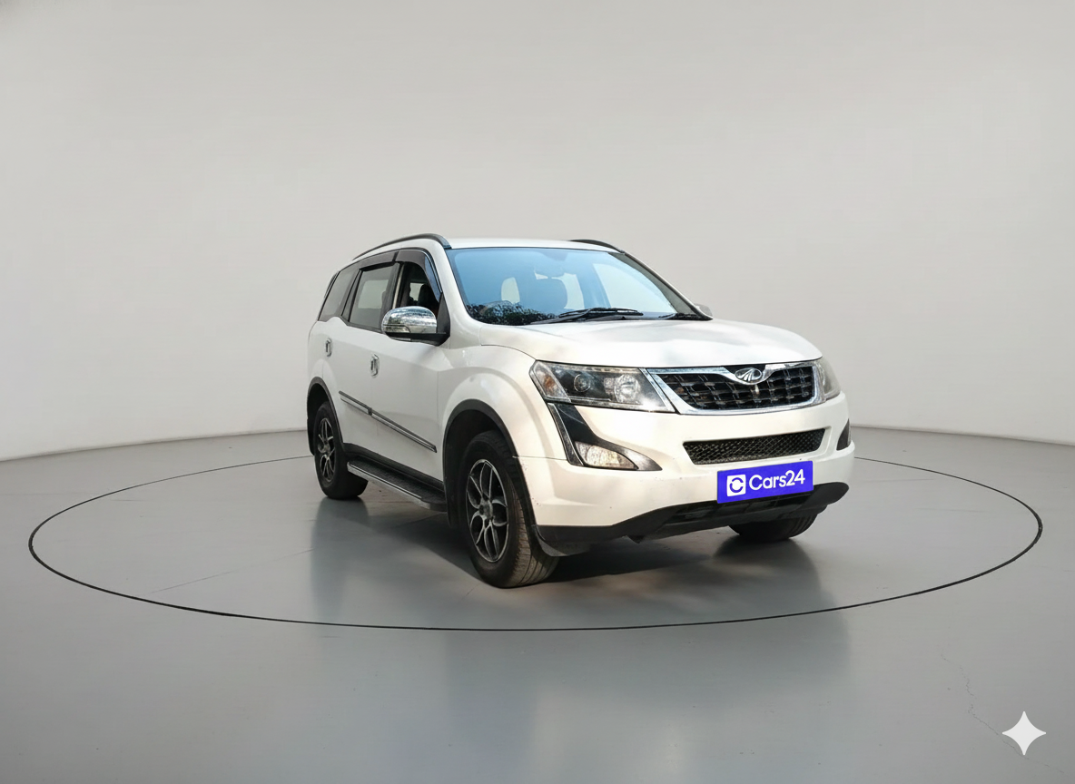 2018 Mahindra XUV500 W7, Diesel, Manual, 1,59,192 km, exterior