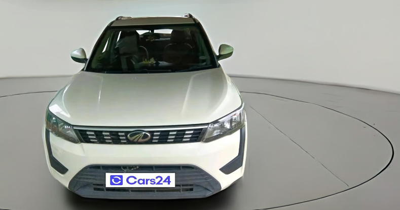 2022 Mahindra XUV300 W6 1.5 Diesel, Diesel, Manual, 53,025 km, exterior