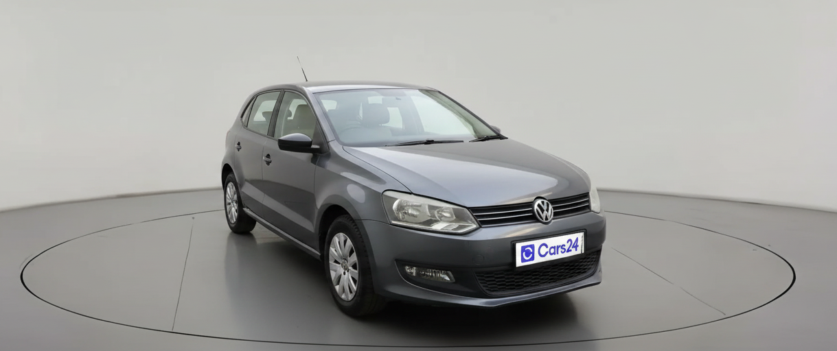 2013 Volkswagen Polo COMFORTLINE 1.2L, Diesel, Manual, 1,07,283 km, exterior