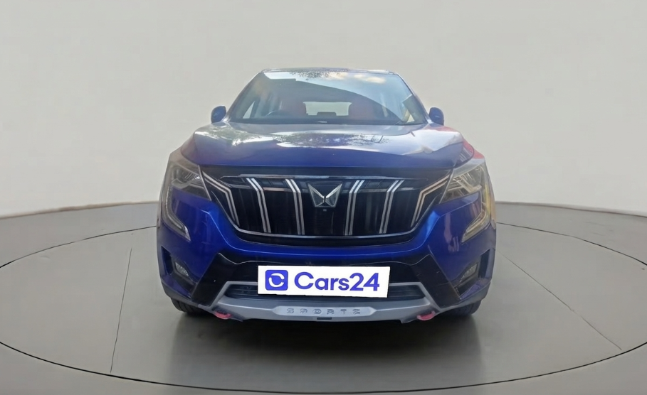 2021 Mahindra XUV700 AX 7 LUXURY P AT 7 STR, Petrol, Automatic, 39,990 km, exterior