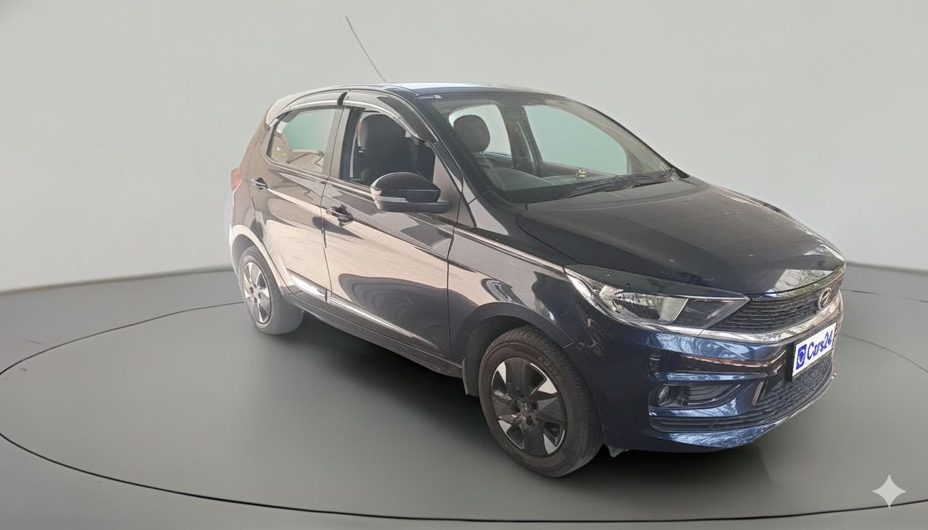 2025 Tata Tiago XTA CNG , CNG, Automatic, 12,262 km, exterior