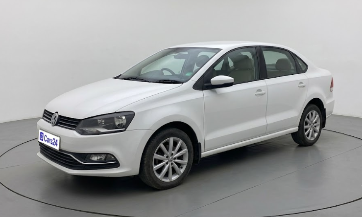 2017 Volkswagen Ameo HIGHLINE1.2L PLUS 16 ALLOY, Petrol, Manual, 1,13,284 km, exterior