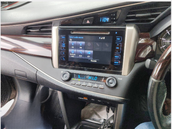 2016 Toyota Innova Crysta 2.4 ZX 7 STR, Diesel, Manual, 85,805 km, exterior