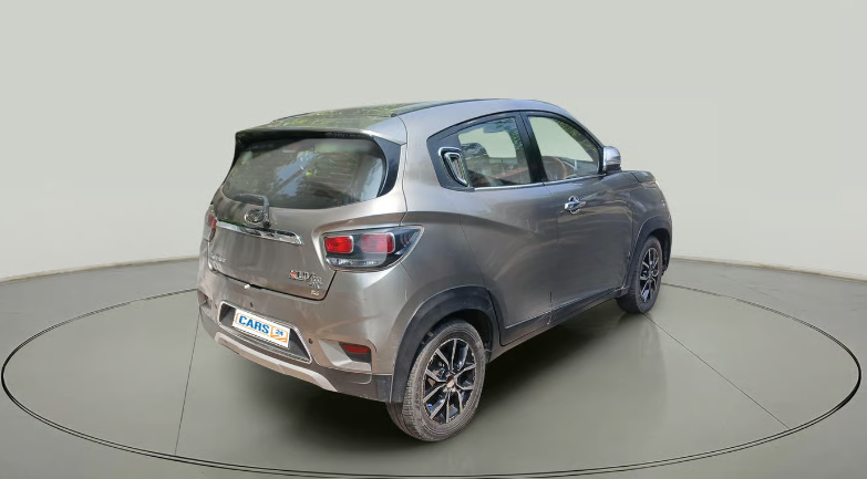 2017 Mahindra KUV 100 NXT K8 P 6 STR, Petrol, Manual, 87,444 km, exterior