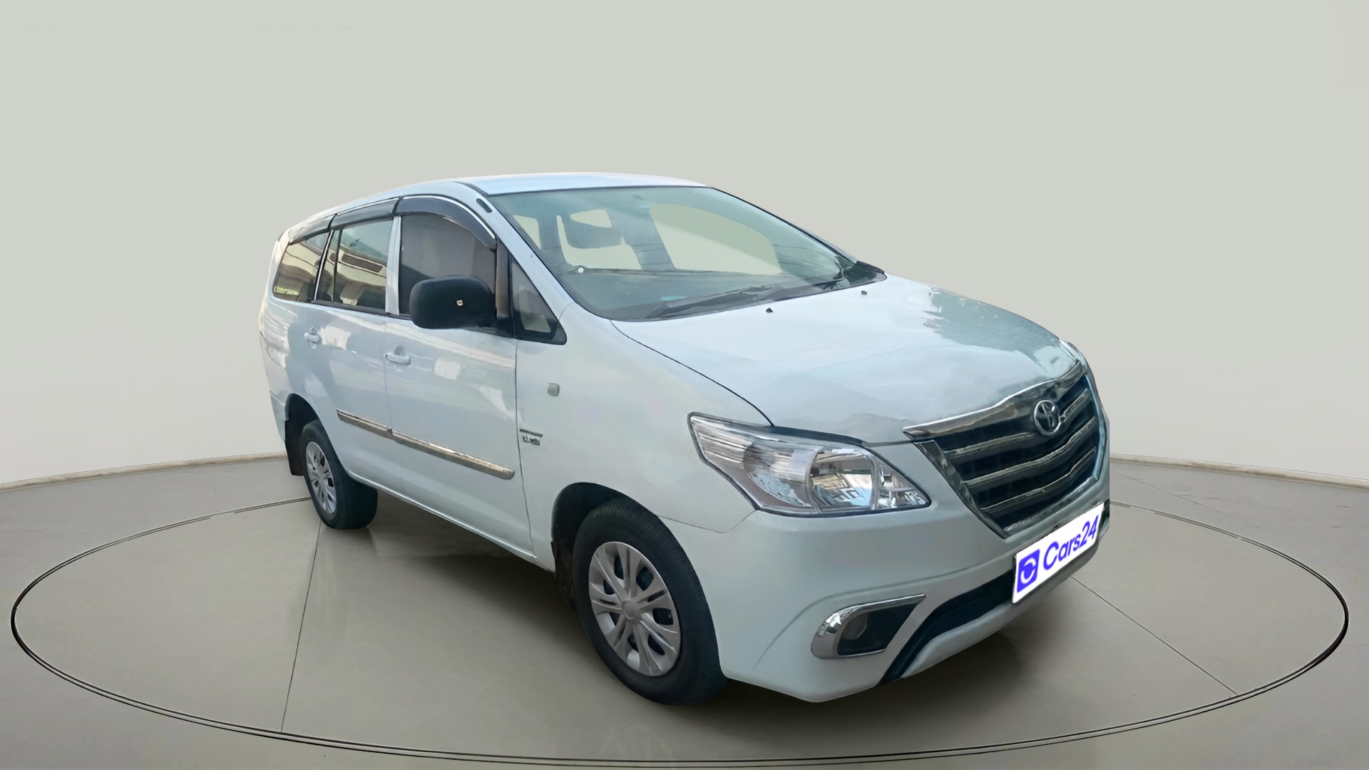 2016 Toyota Innova 2.5 GX 7 STR, Diesel, Manual, 85,910 km, exterior