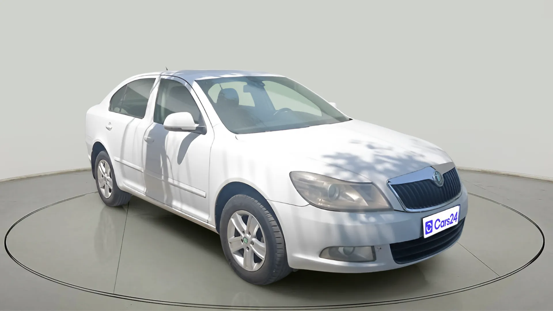 2012 Skoda Laura AMBIENTE 2.0 TDI CR MT, Diesel, Manual, 2,88,380 km, exterior