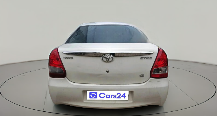 2012 Toyota Etios G, CNG, Manual, 1,62,890 km, exterior