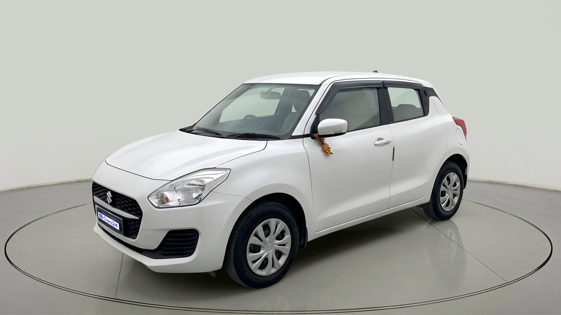 2019 Maruti Swift LXI, CNG, Manual, 84,278 km, exterior