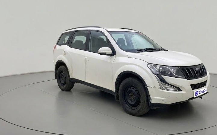 2017 Mahindra XUV500 W10 1.99, Diesel, Manual, 84,271 km, exterior