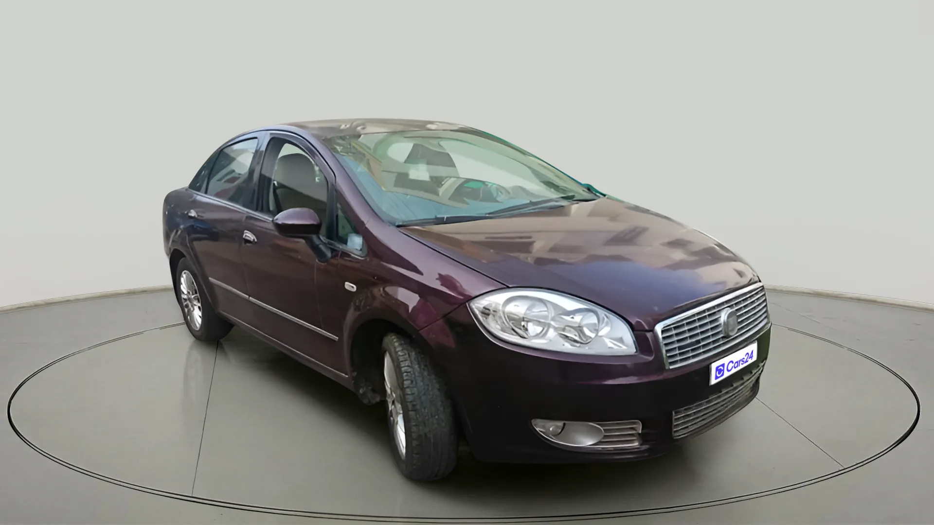 2011 Fiat Linea T JET PLUS, Petrol, Manual, 1,37,272 km, exterior