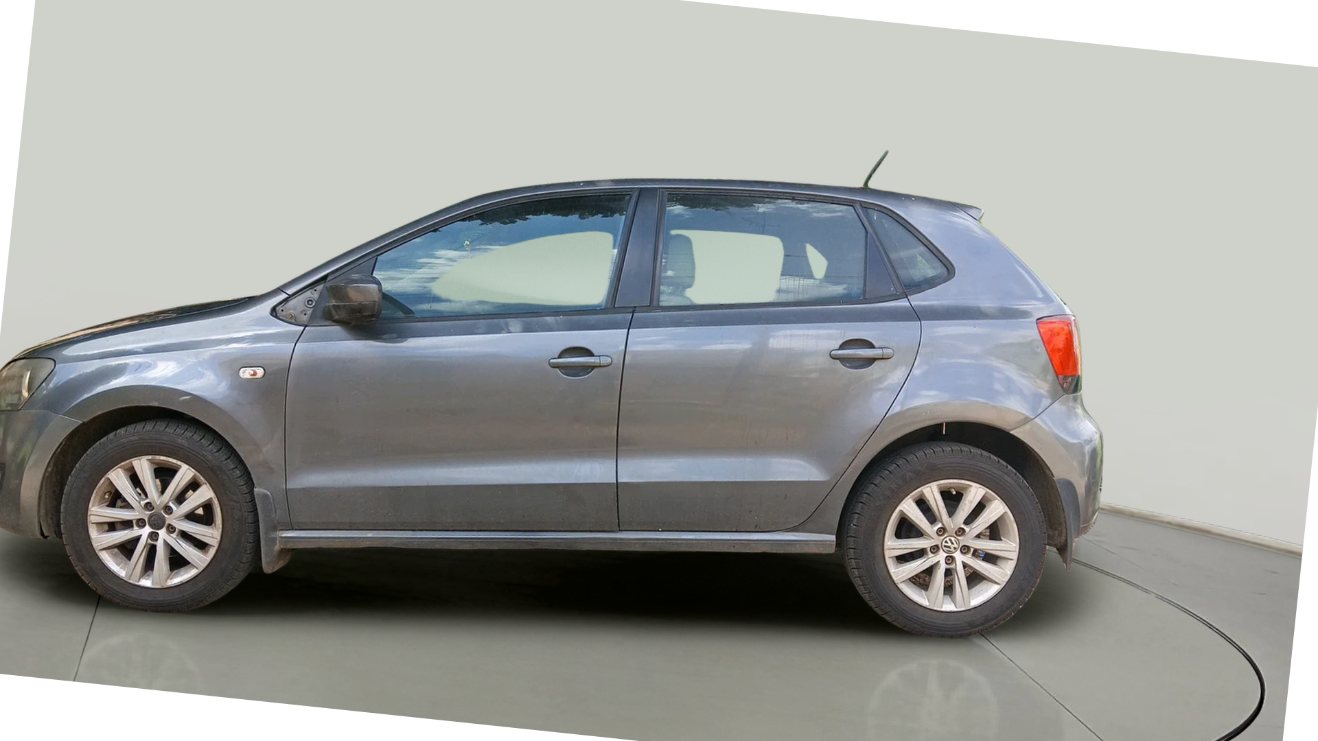 2011 Volkswagen Polo HIGHLINE DIESEL, Diesel, Manual, 1,10,401 km, exterior