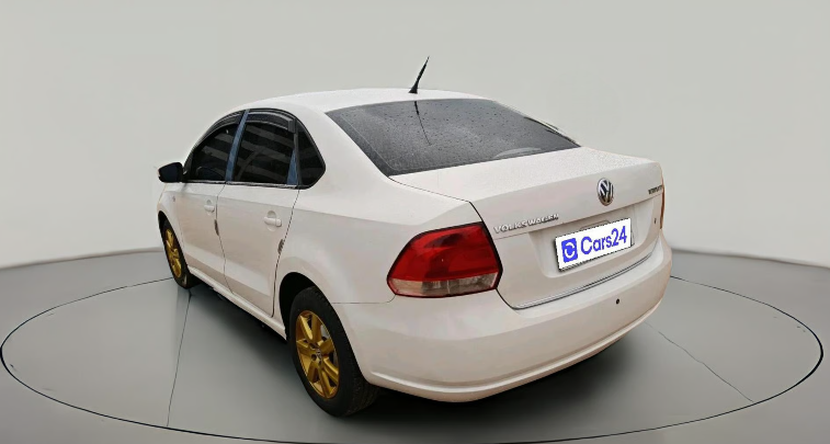 2011 Volkswagen Vento COMFORTLINE DIESEL 1.6, Diesel, Manual, 1,56,485 km, exterior