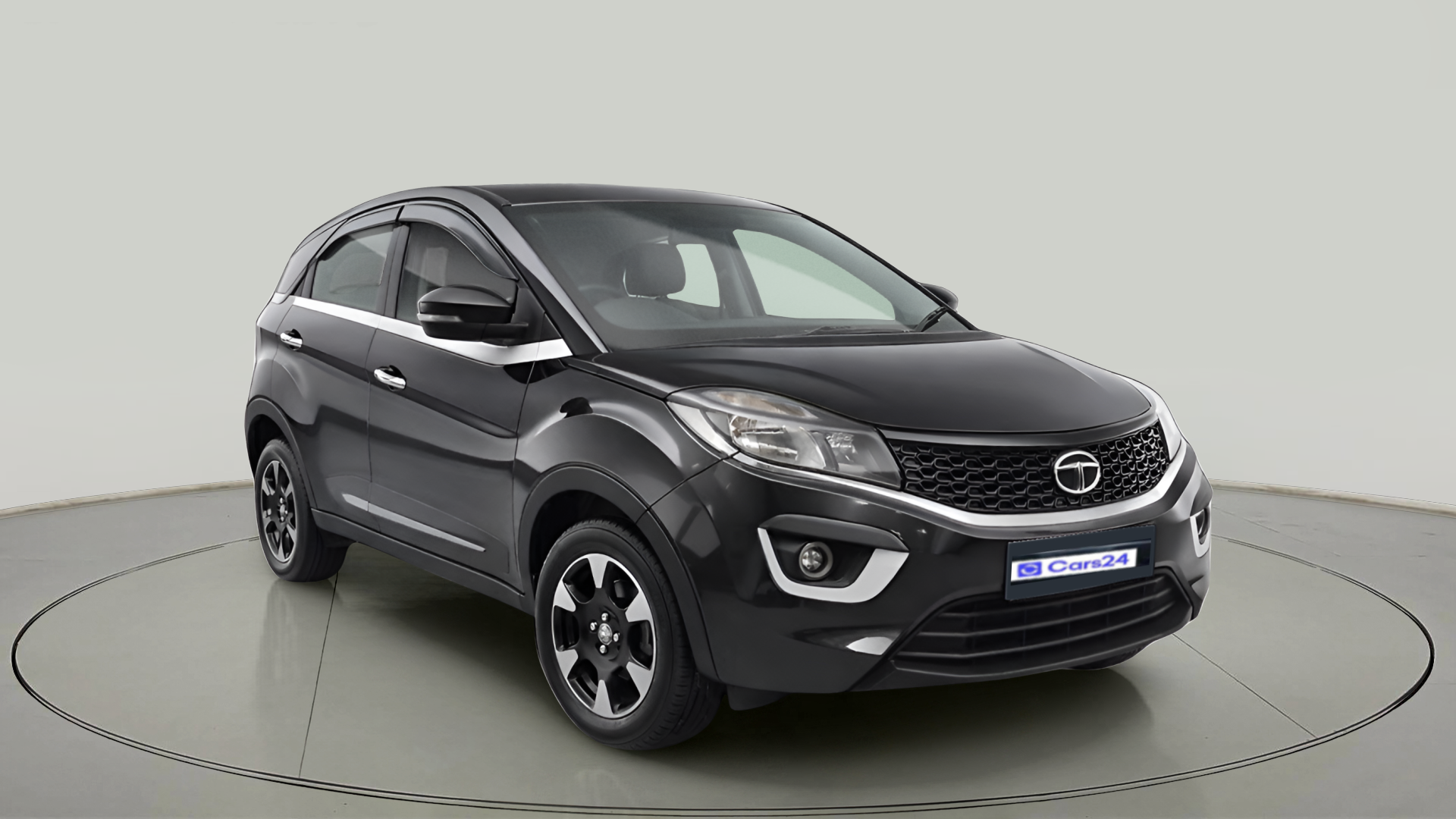 2018 Tata NEXON XM PETROL, Petrol, Manual, 76,000 km, exterior