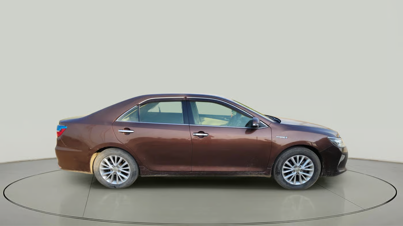 2015 Toyota Camry HYBRID, Hybrid, Automatic, 1,39,313 km, exterior