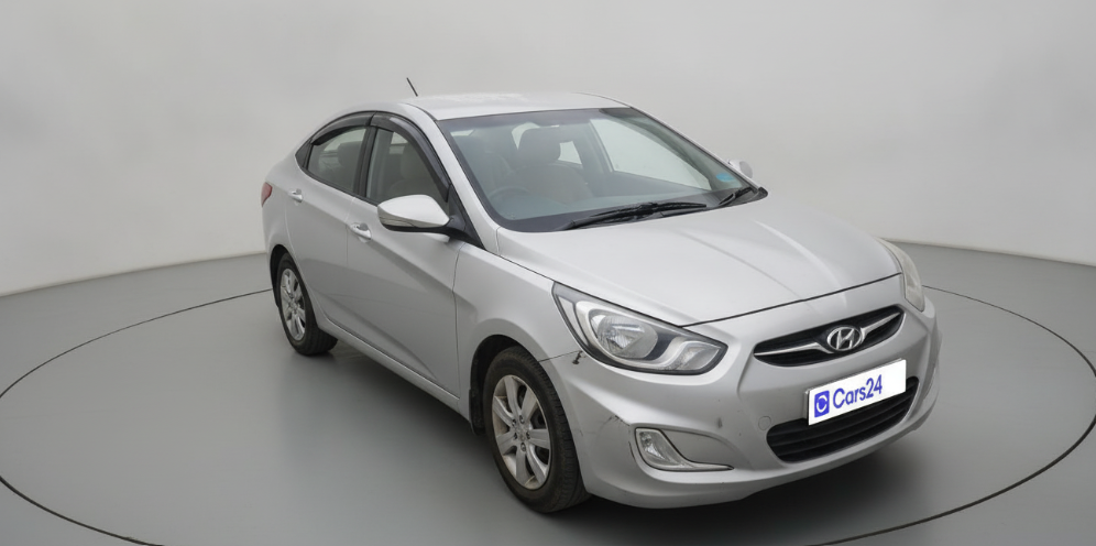 2013 Hyundai Verna FLUIDIC 1.6 VTVT SX, Petrol, Manual, 1,29,883 km, exterior