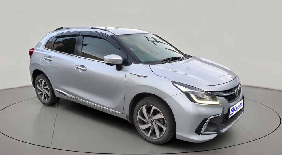 2022 Toyota Glanza V, Petrol, Manual, 87,464 km, exterior