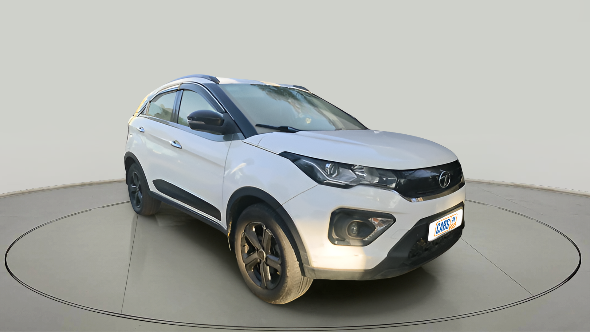 2021 Tata NEXON XM PETROL, CNG, Manual, 1,51,340 km, exterior