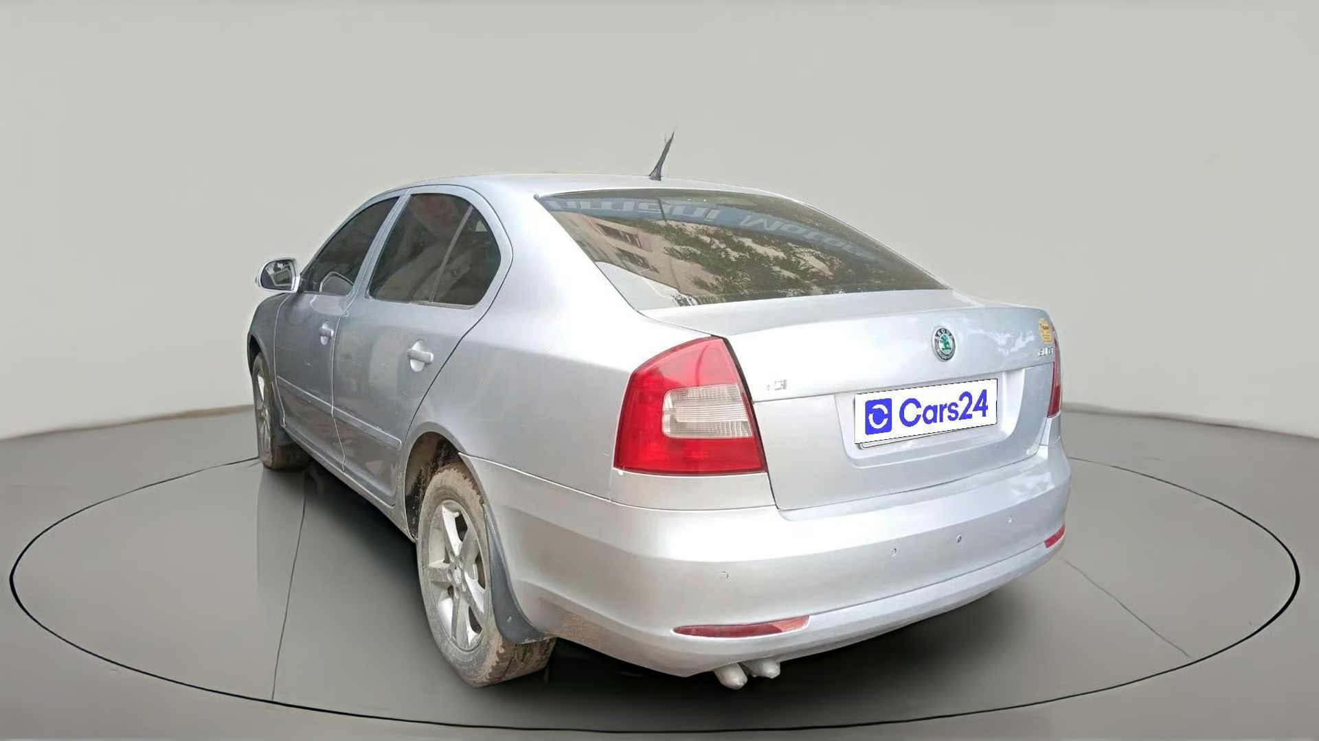 2013 Skoda Laura AMBIENTE 2.0 TDI CR MT, Diesel, Manual, 1,24,884 km, exterior