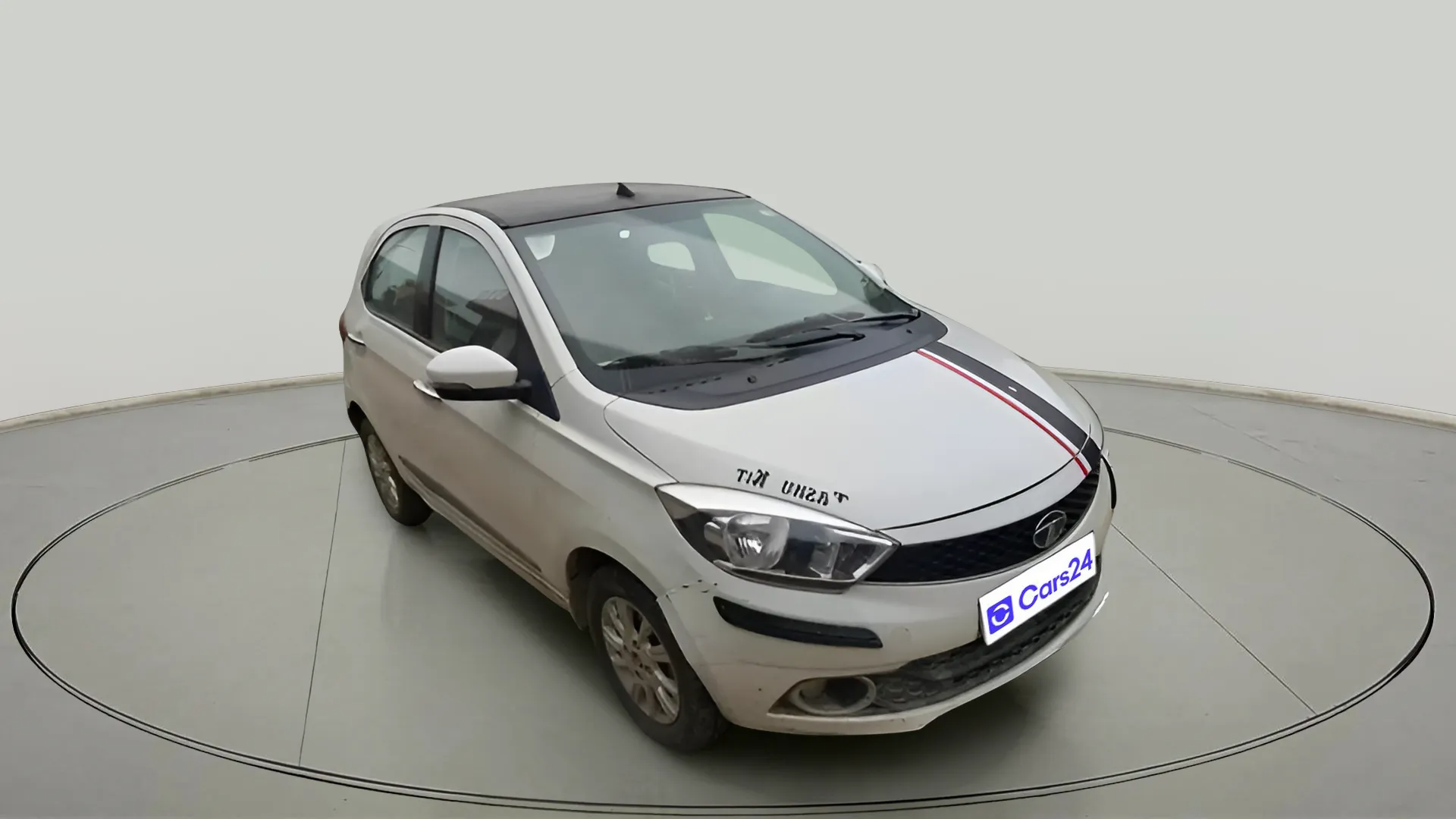 2017 Tata Tiago XZ PETROL, Petrol, Manual, 82,771 km, exterior
