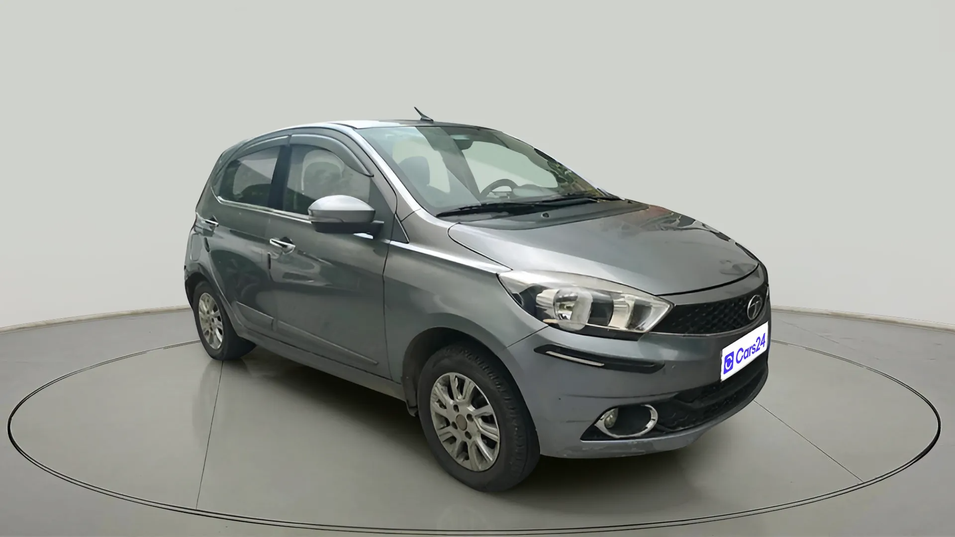 2018 Tata Tiago XZ PETROL, CNG, Manual, 1,22,754 km, exterior