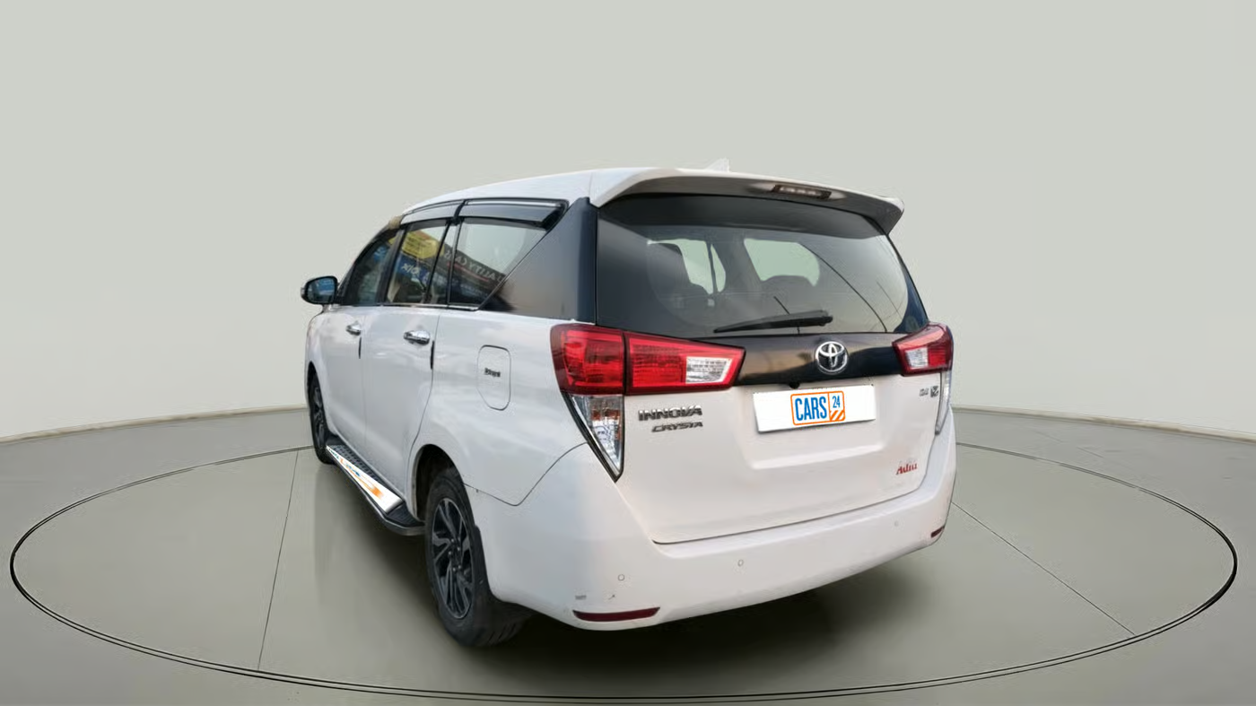 2021 Toyota Innova Crysta 2.4 G 7 STR, Diesel, Manual, 65,944 km, exterior