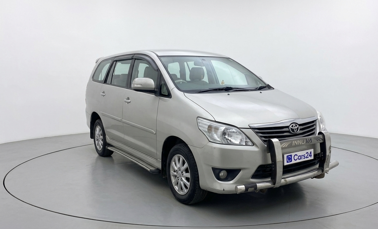 2012 Toyota Innova VX 2.5 7 STR, Diesel, Manual, 3,39,598 km, exterior