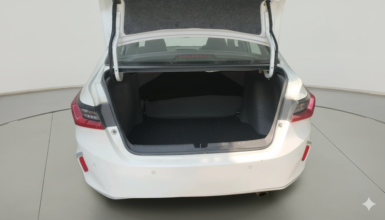 2022 Honda City 1.5L I-VTEC V MT 5TH GEN, Petrol, Manual, 57,753 km, exterior