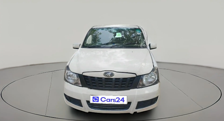 2012 Mahindra Quanto C2, Diesel, Manual, 35,277 km, exterior