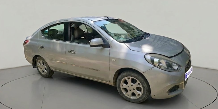2012 Renault Scala RXZ DIESEL, Diesel, Manual, 1,11,163 km, exterior