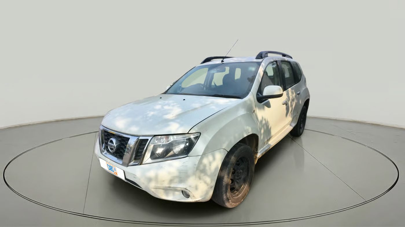 2014 Nissan Terrano XL (D), Diesel, Manual, 2,45,310 km, exterior