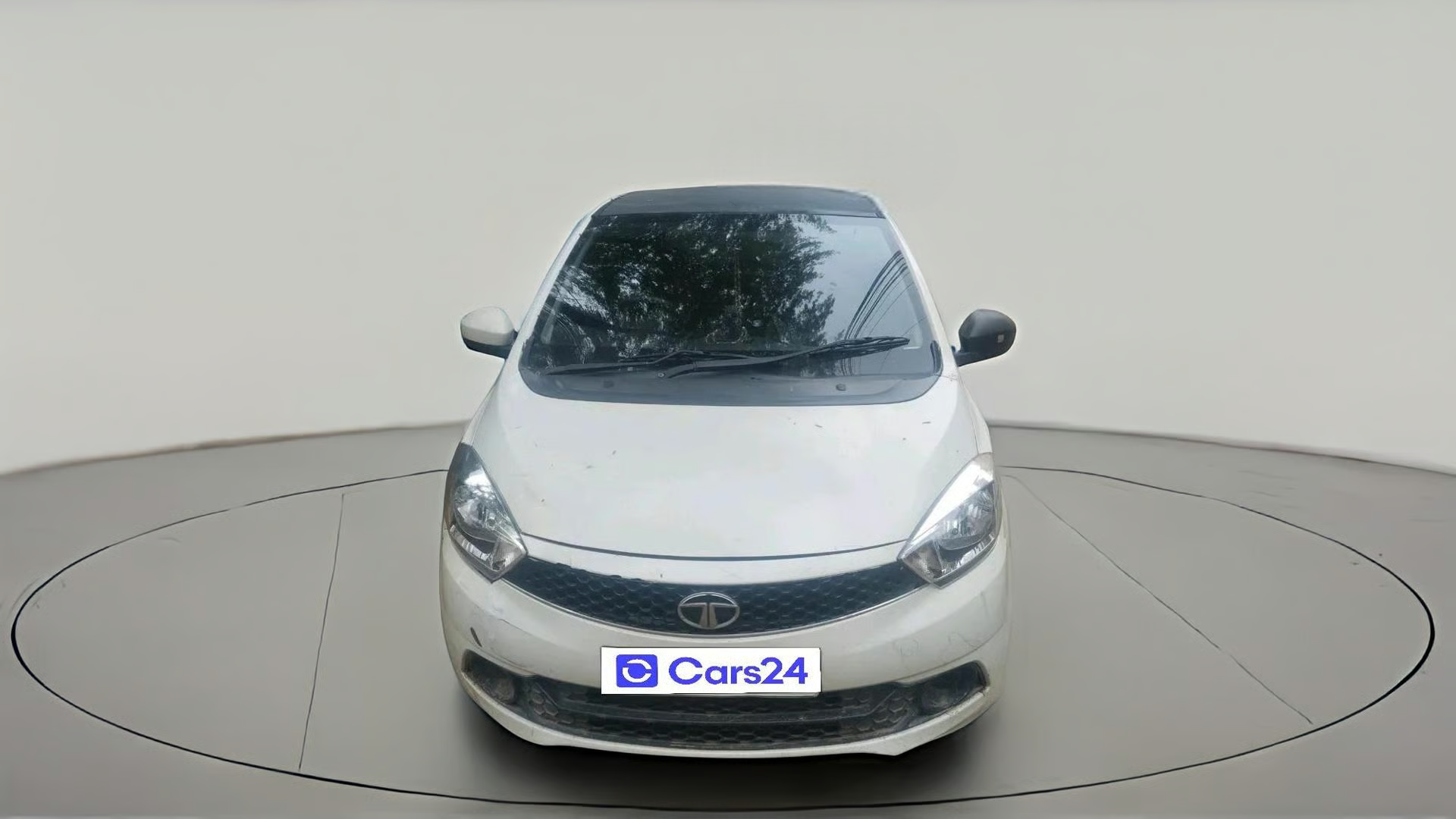 2017 Tata Tiago XT DIESEL, Diesel, Manual, 1,57,457 km, exterior