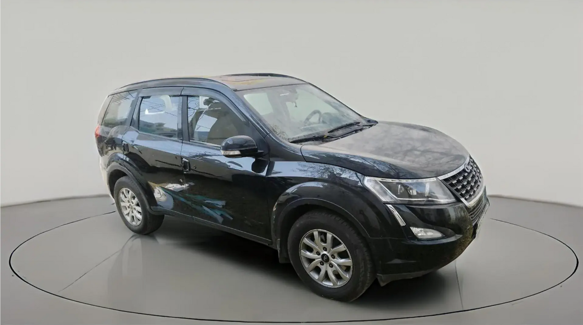 2020 Mahindra XUV500 W9, Diesel, Manual, 1,40,104 km, exterior