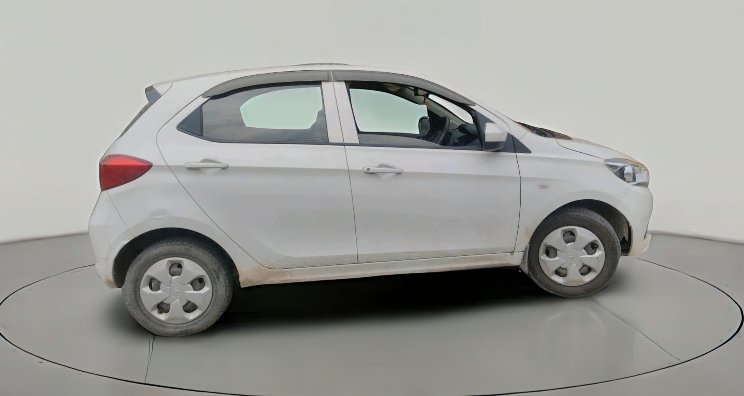 2018 Tata Tiago XT DIESEL, Diesel, Manual, 96,723 km, exterior