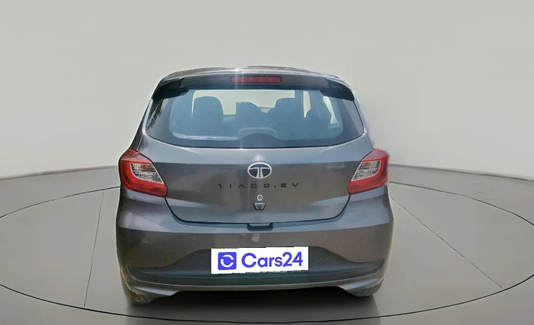 2024 Tata TIAGO EV XT MEDIUM RANGE, Electric, Automatic, 34,333 km, exterior