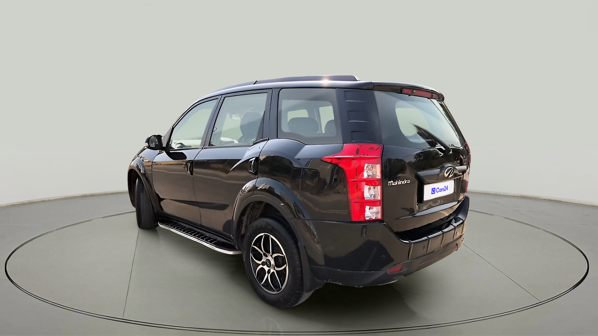 2019 Mahindra XUV500 W7 AT, Diesel, Automatic, 72,648 km, exterior