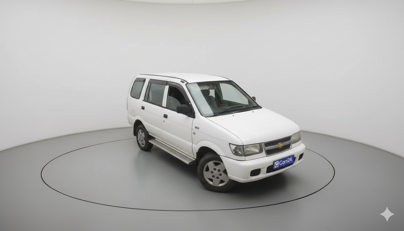 2011 Chevrolet Tavera NEO LS B3 7 STR BS III, Diesel, Manual, 2,39,552 km, exterior