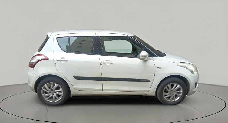 2014 Maruti Swift ZXI, CNG, Manual, 1,40,540 km, exterior
