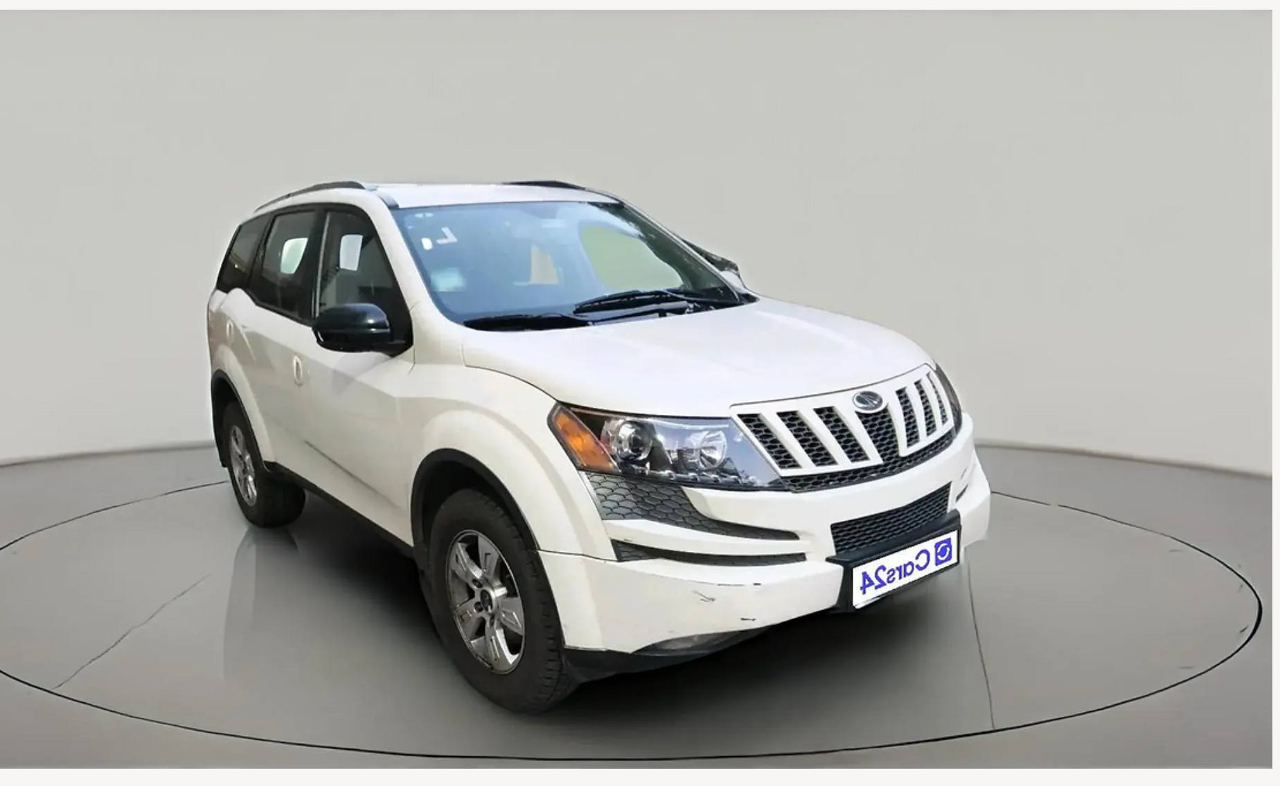 2015 Mahindra XUV500 W8, Diesel, Manual, 90,147 km, exterior