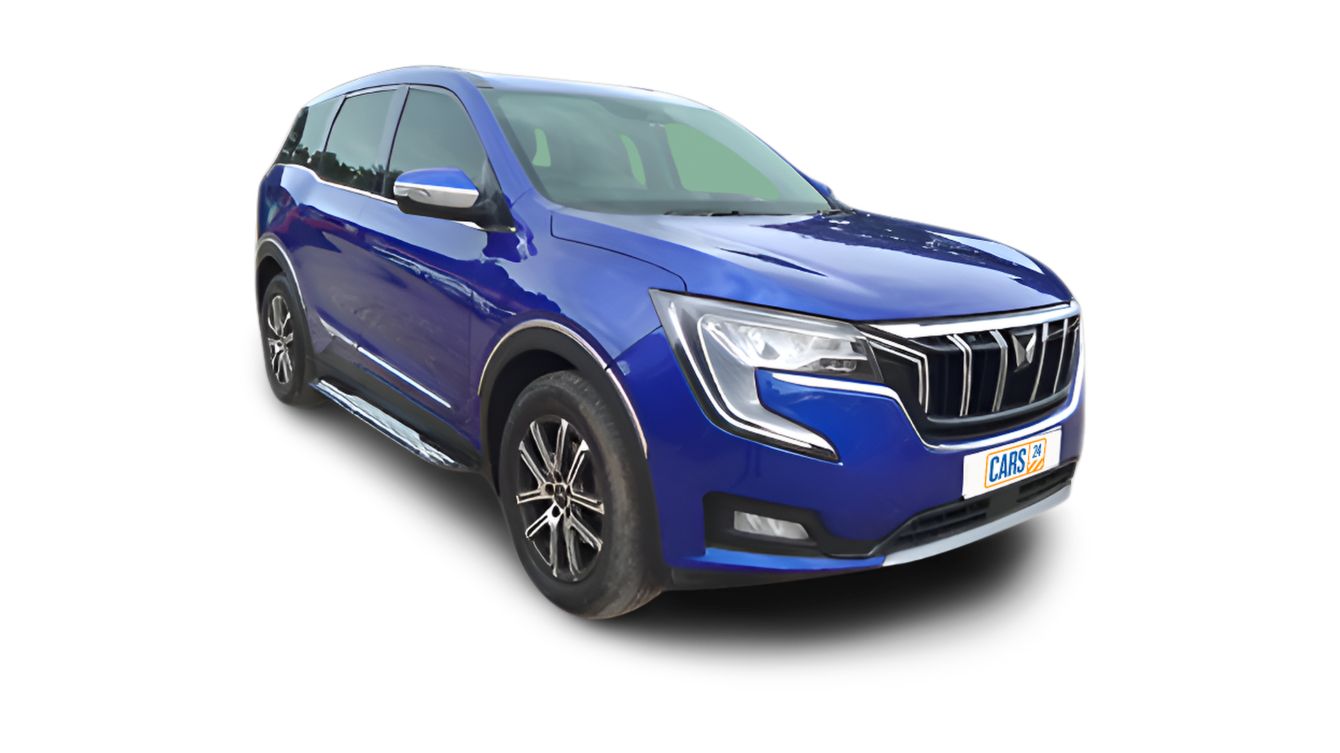 2022 Mahindra XUV700 - SUV - Petrol - Manual - ₹18.75 lakh