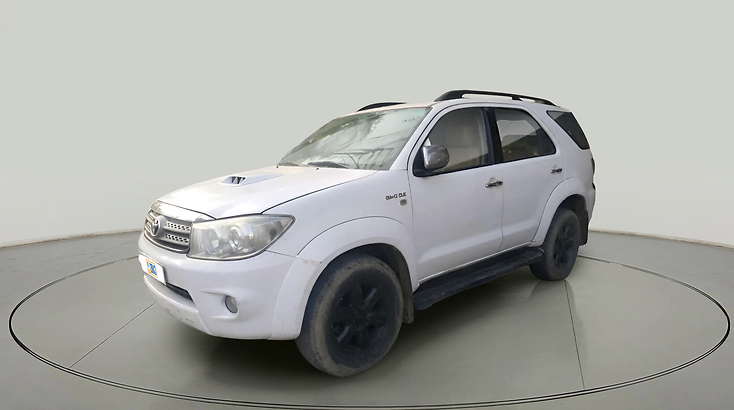 2011 Toyota Fortuner 3.0 4X4 MT, Diesel, Manual, 1,43,180 km, exterior
