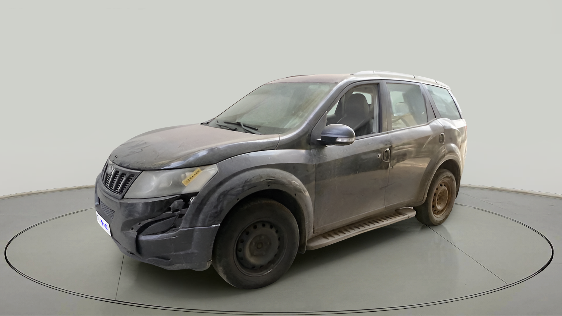 2017 Mahindra XUV500 W6 AT, Diesel, Automatic, 2,96,004 km, exterior