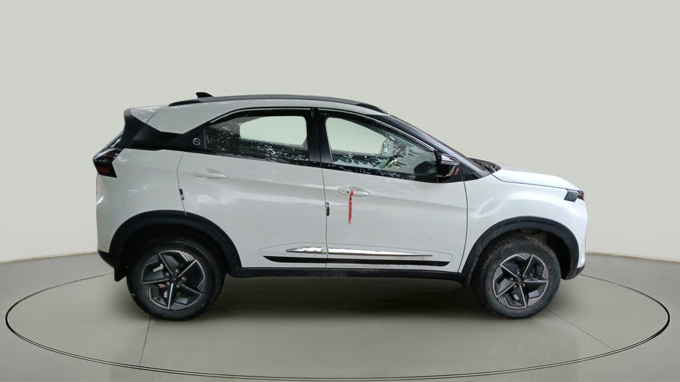2025 Tata NEXON Creative 1.2 iCNG, CNG, Manual, 1,733 km, exterior