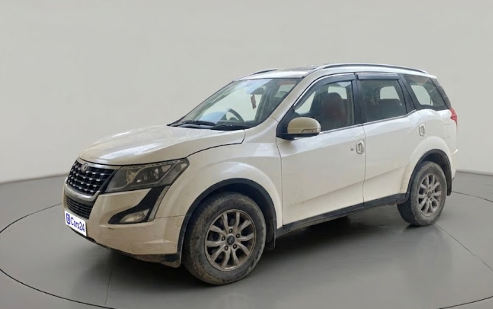 2018 Mahindra XUV500 W11, Diesel, Manual, 9,99,999 km, exterior