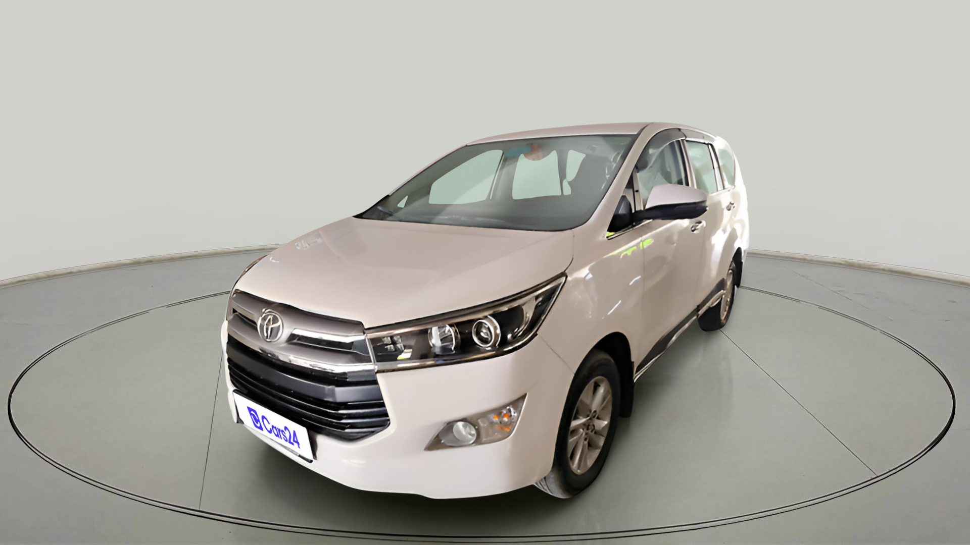 2018 Toyota Innova Crysta 2.4 VX 8 STR, Diesel, Manual, 1,65,223 km, exterior