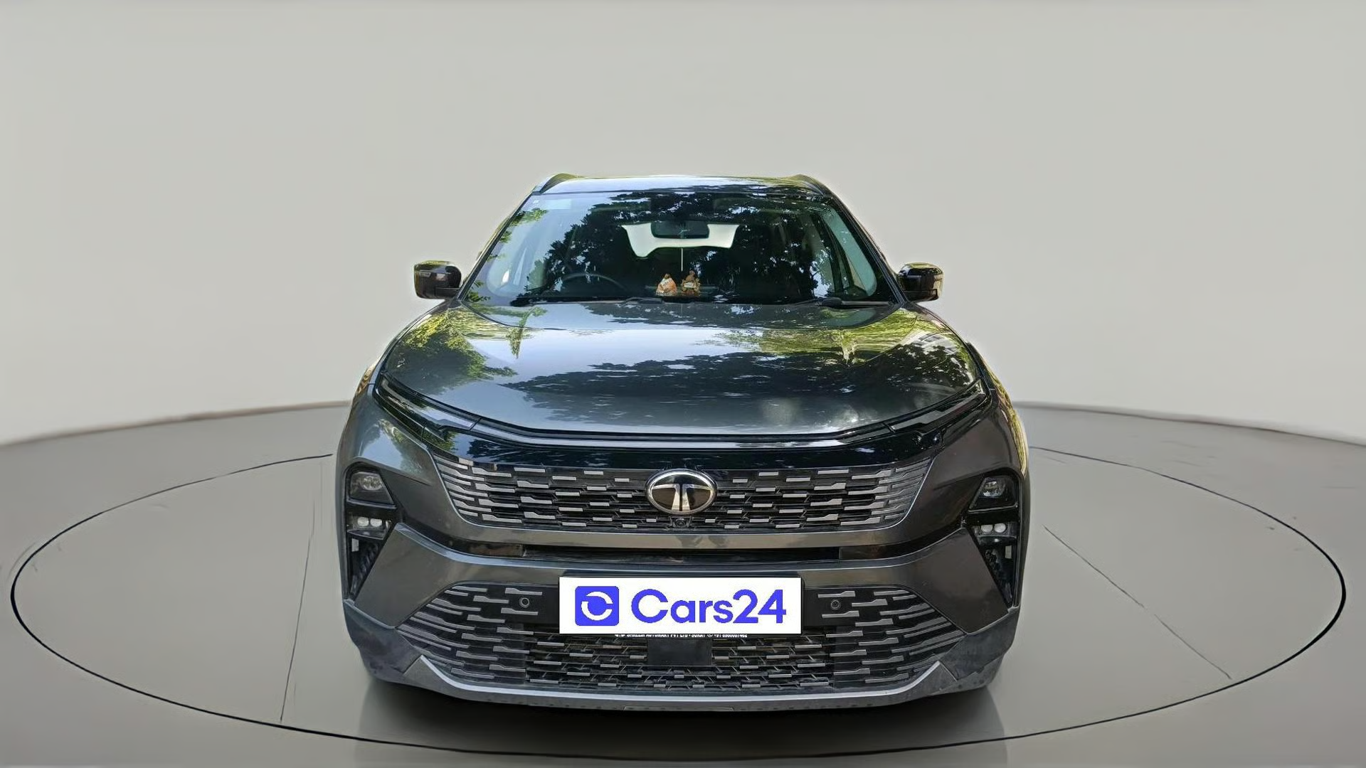 2025 Tata Safari Pure X 7 STR Dark Edition, Diesel, Manual, 3,990 km, exterior