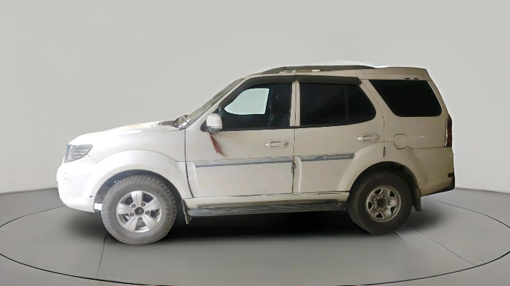 2018 Tata Safari Storme 2.2 EX 4X2, Diesel, Manual, 2,66,080 km, exterior