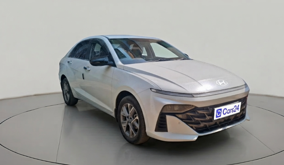 2024 Hyundai Verna  SX 1.5 MPI IVT, Petrol, Automatic, 19,754 km, exterior